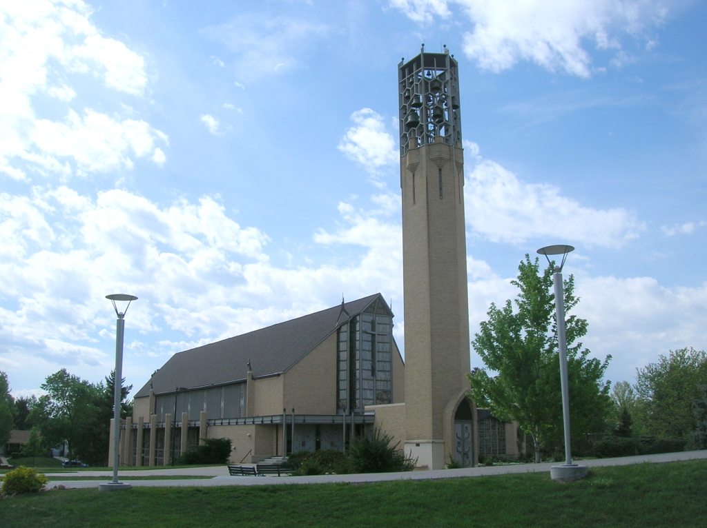 "Colorado Womens College-Chapel" by J. Pock is licensed under CC BY-SA 3.0.