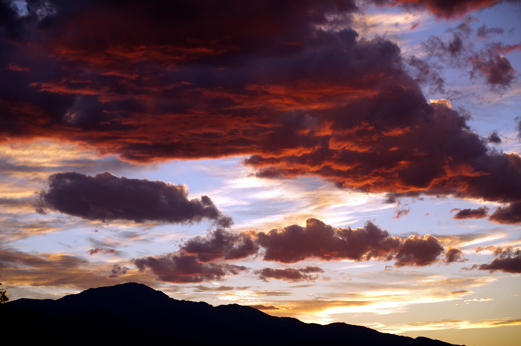 "Pikes Peak Sunset" by bk1bennett is licensed under CC BY-ND 2.0.