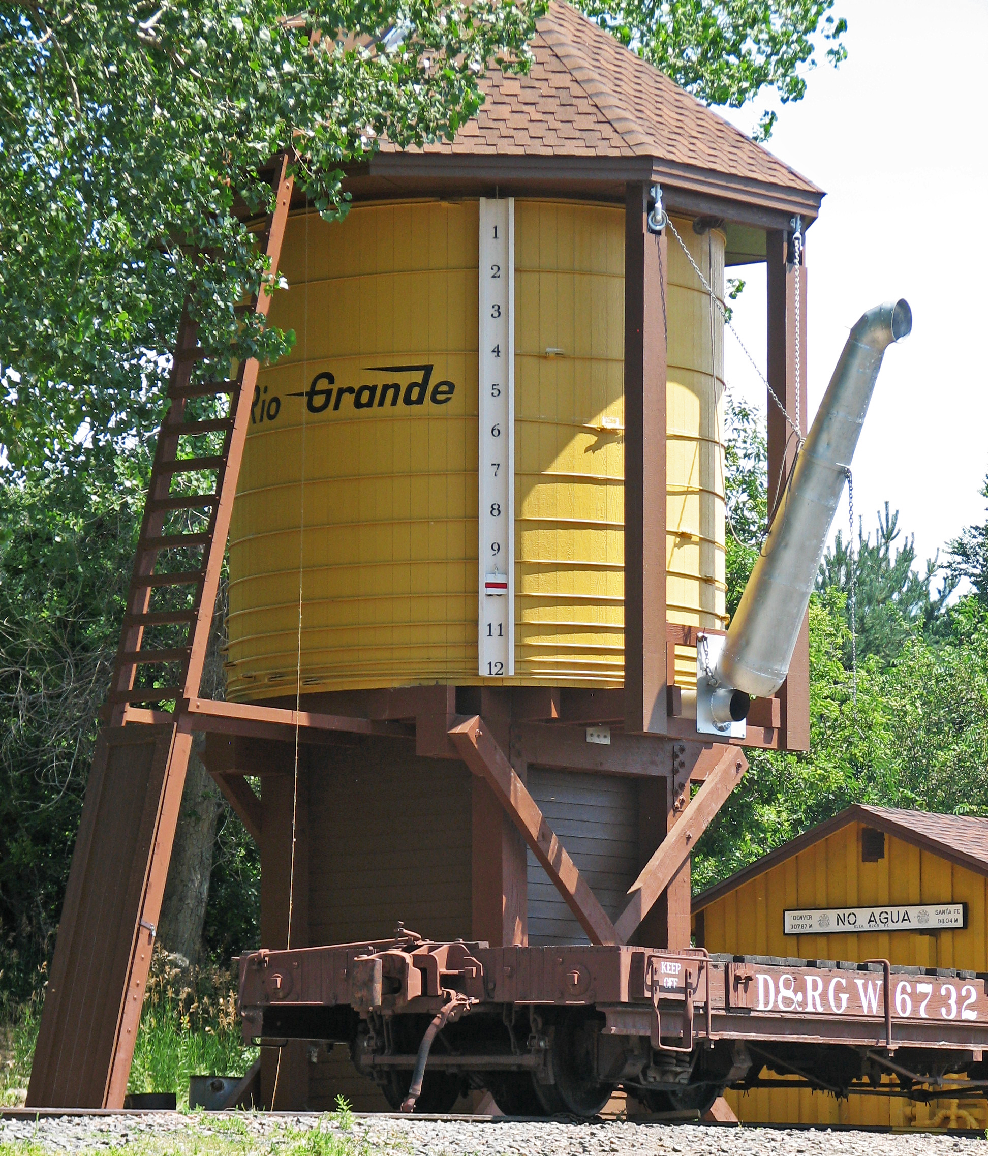 "Denver & Rio Grande Railroad water tank (Colorado Railroad Museum, Golden, Colorado, USA) (49499100403)" by James St. John is licensed under CC BY 2.0.
