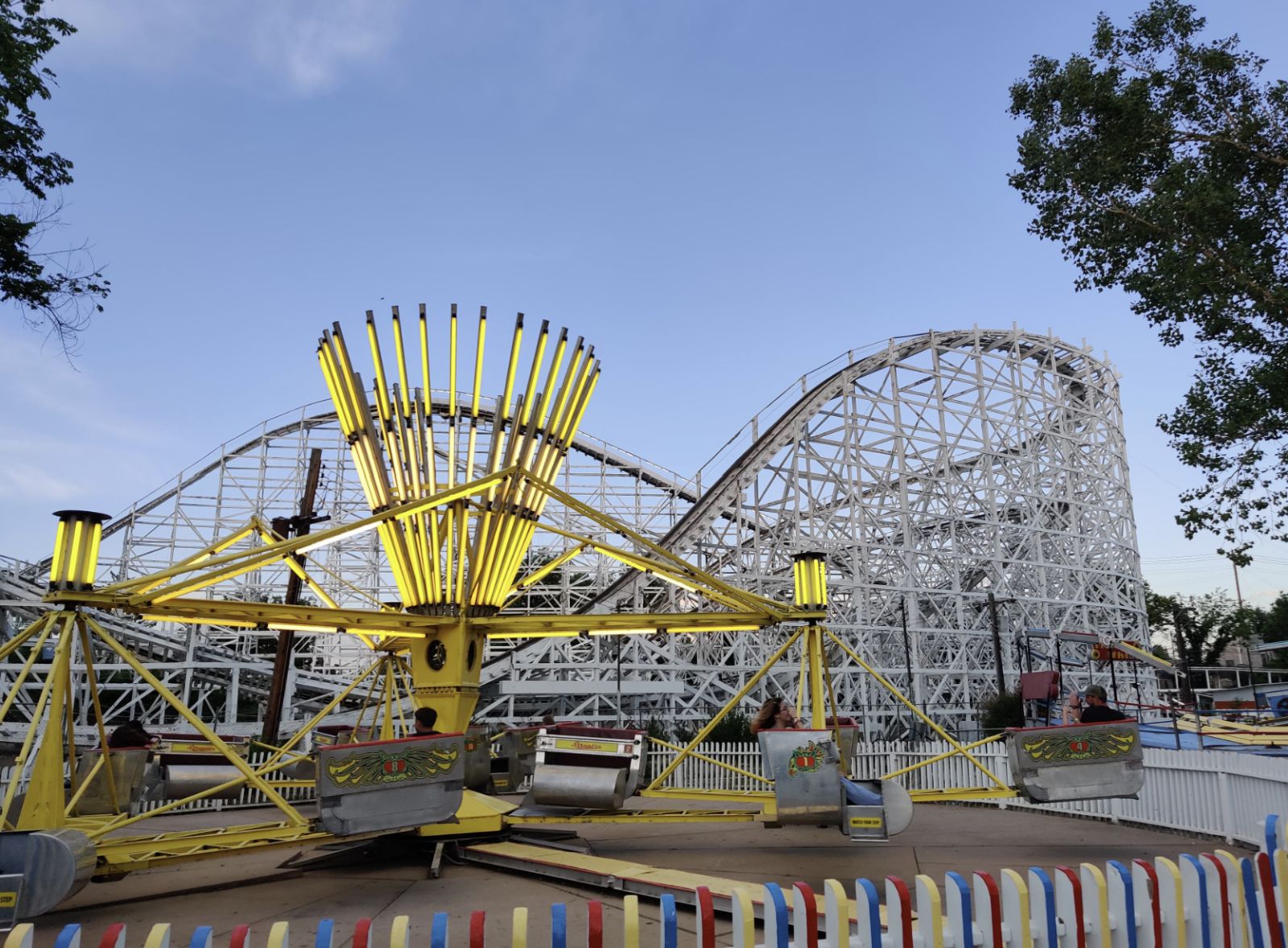 Lakeside Amusement