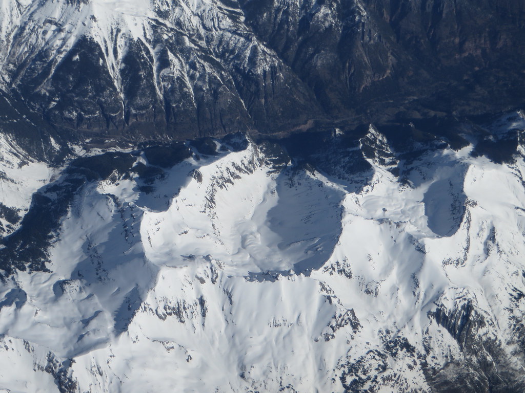 "San Juan Mountains West of Ouray, Colorado" by Ken Lund is licensed under CC BY-SA 2.0.
