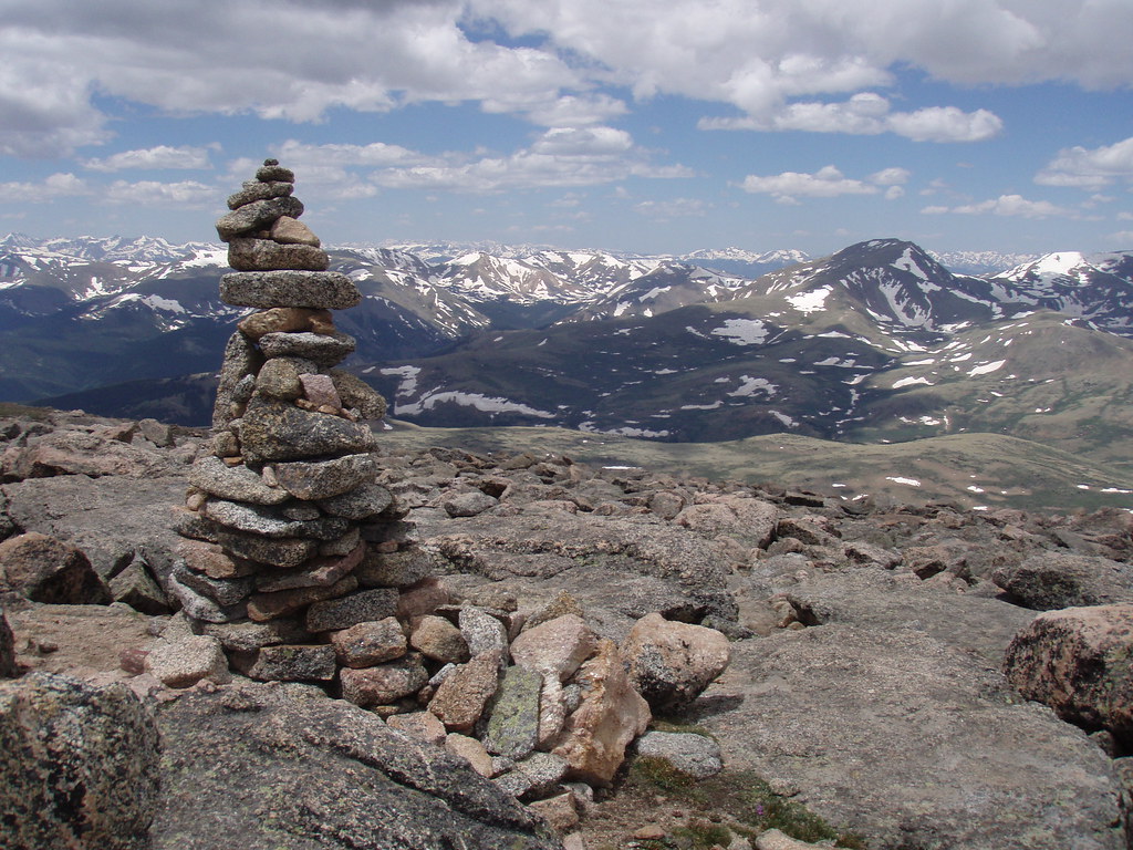 "cairn on mt. bierstadt trail" by emerson12 is licensed under CC BY 2.0.