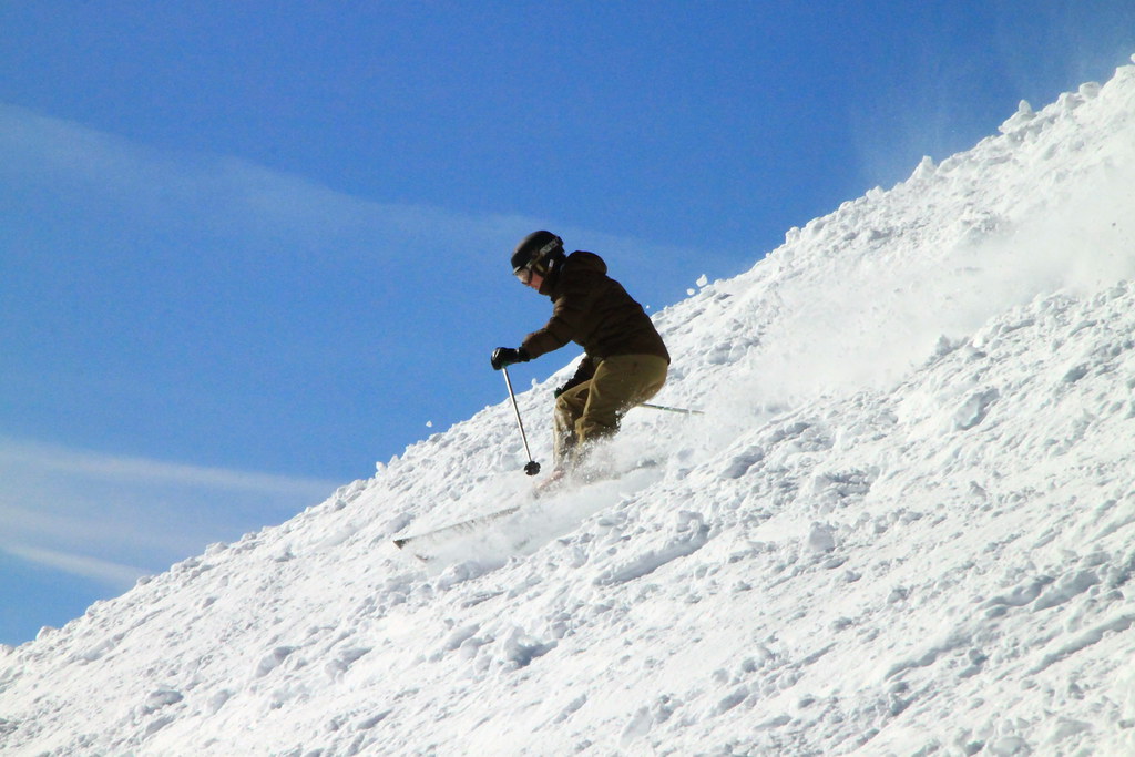 "Vail Skiing 2010" by jrm353 is licensed under CC BY 2.0.