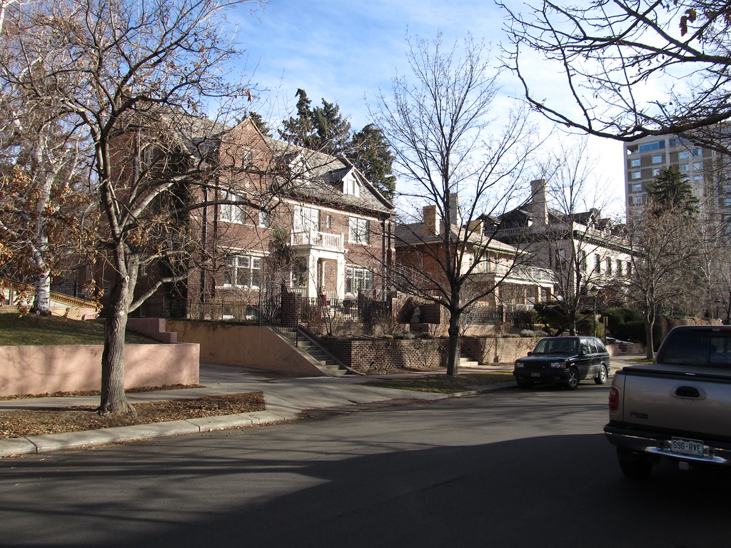 "Humboldt Street Historic District, Denver, Colorado" by Ken Lund is licensed under CC BY-SA 2.0.