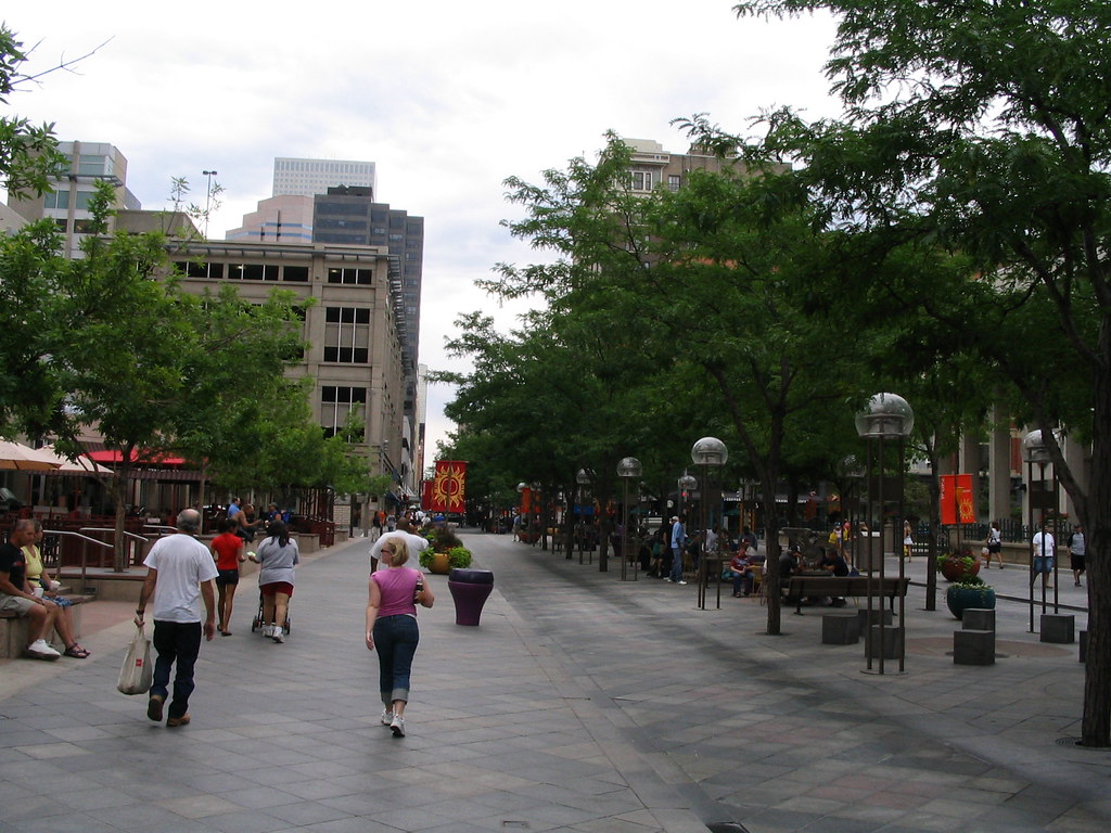 "16th Street Mall, Denver, Colorado" by Ken Lund is licensed under CC BY-SA 2.0.