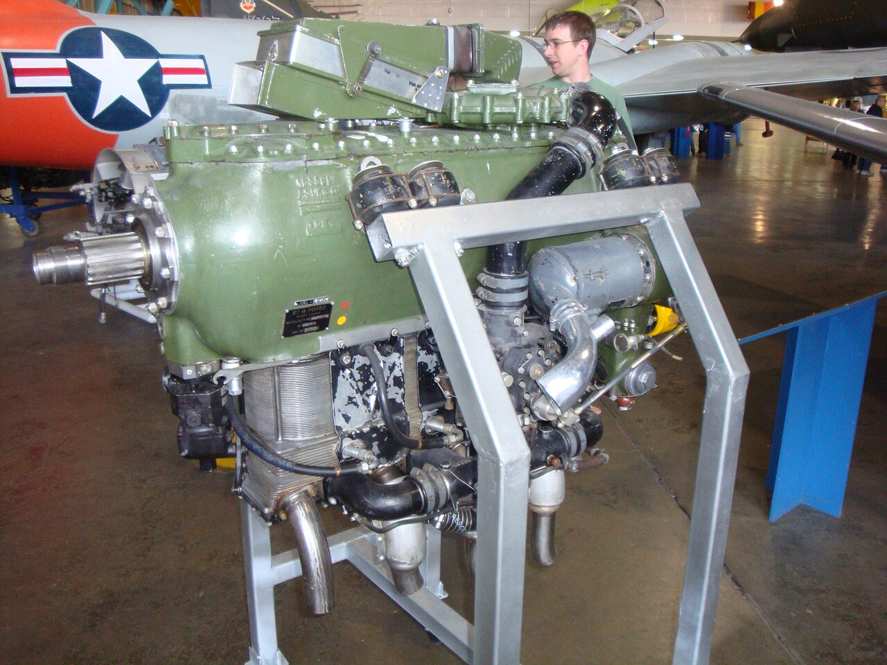 "Aircraft engine at Wings Over the Rockies Air and Space Museum (4283386906)" by Ryan Frost from Omaha, NE, USA is licensed under CC BY 2.0.