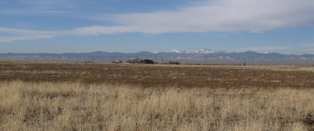 "Front Range from Denver International Airport, Denver, Colorado" by Ken Lund is licensed under CC BY-SA 2.0.