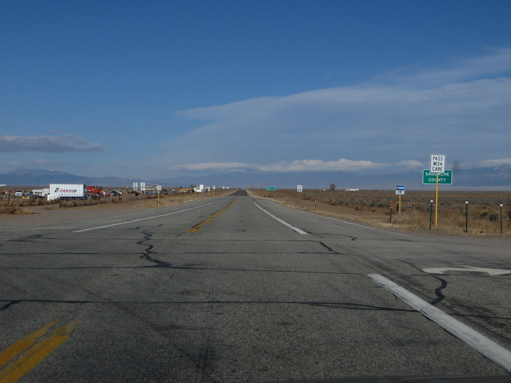 "Colorado State Highway 17 Between Alamosa and Moffat, Colorado" by Ken Lund is licensed under CC BY-SA 2.0.