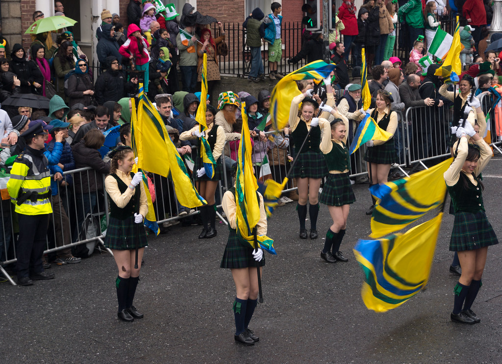 "Shorecrest Highlander Marching Band, Washington (USA) - Patrick's Festival 2012" by infomatique is licensed under CC BY-SA 2.0.