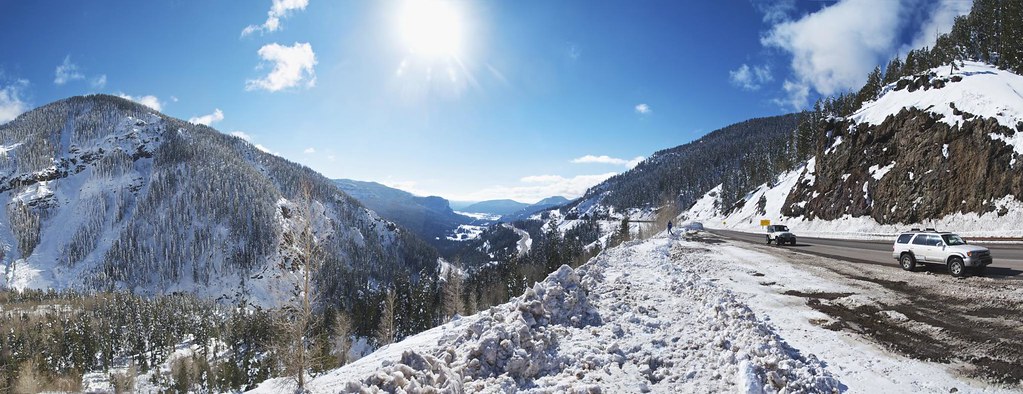 "Wolf Creek Pass" by Zach Dischner is licensed under CC BY 2.0.