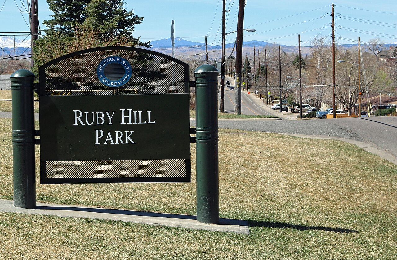 "Ruby Hill Park (Denver, Colorado)" by Jeffrey Beall is licensed under CC BY 4.0.