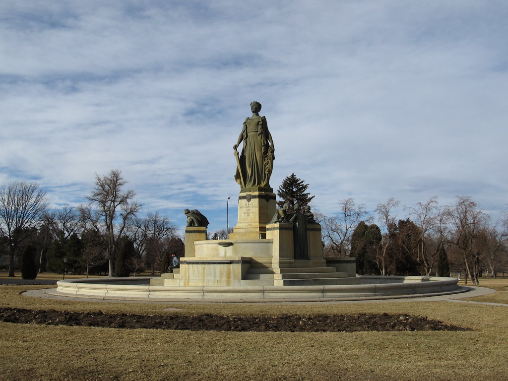 "City Park, Denver, Colorado" by Ken Lund is licensed under CC BY-SA 2.0.