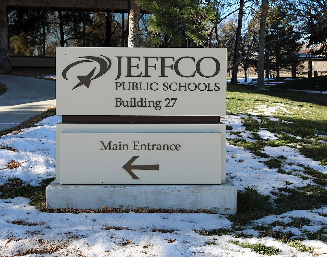 "File:Jeffco Public Schools sign.JPG" by Jeffrey Beall is licensed under CC BY 4.0.