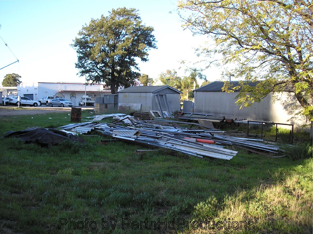 "Vacant lot in Burswood, 3km to Perth CBD" by perthhdproductions is licensed under CC BY 2.0.